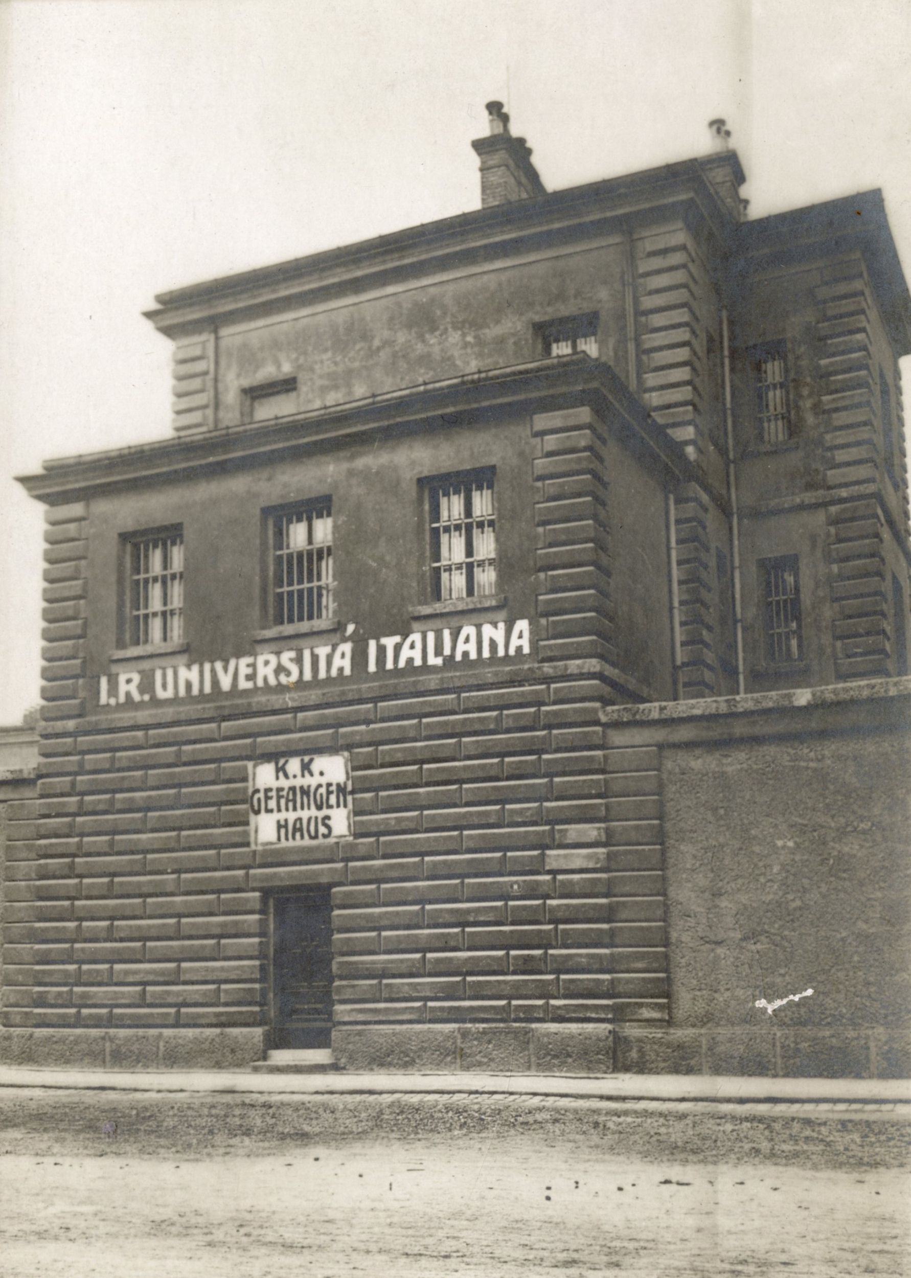 Testo Schmerlingstrasse StAI